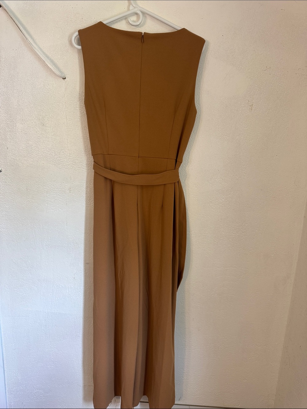 Calvin Klein Sleeveless V-Neck Maxi JUMPSUIT in Camel Brown - Picture 13 of 16